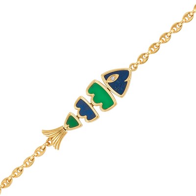 Lot 19 - Gold, Lapis, Dyed Green Chalcedony and Diamond Fish Link Bracelet, Van Cleef & Arpels