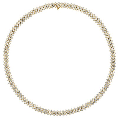 Lot 152 - Gold and Diamond Necklace