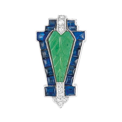 Lot 602 - Art Deco Carved Nephrite, Cabochon Sapphire and Diamond Clip, France