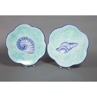 Lot 500 - Set of Sixteen Porcelain Plates