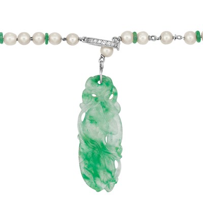 Lot 107 - Art Deco Pearl, Jade Rondel, Platinum, Diamond and Carved Jade Bracelet