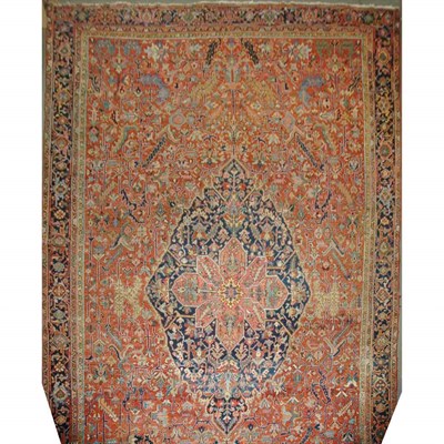 Lot 409 - Heriz Carpet Northwest Persia The central...