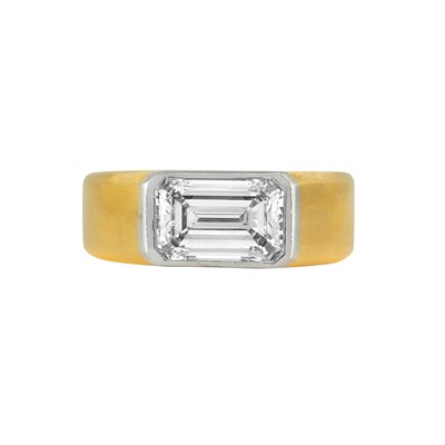 Lot 110 - Gold, Platinum and Diamond Ring, Cartier