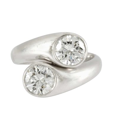 Lot 51 - Platinum and Diamond Crossover Ring