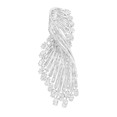 Lot 476 - Platinum and Diamond Clip-Brooch