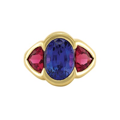 Lot 285 - Gold, Tanzanite and Pink Tourmaline Ring