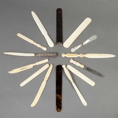 Lot 321 - Group of Letter Openers and Page Turners Late...
