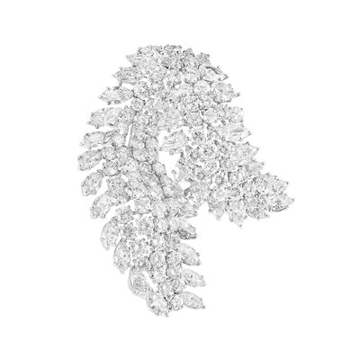 Lot 482 - Platinum and Diamond Clip-Brooch