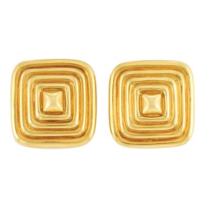 Lot 135 - Pair of Gold Earclips