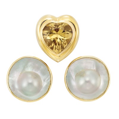 Lot 111 - Pair of Gold and Blister Pearl Earclips and Gold and Lemon Quartz Heart Ring