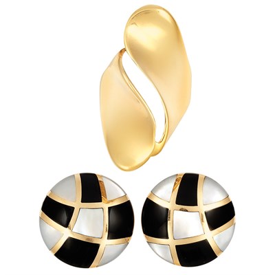 Lot 1 - Pair of Gold, Black Onyx and Mother-of-Pearl Button Earclips and Gold Ring