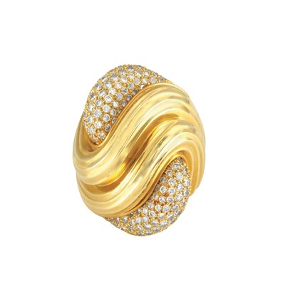 Lot 122 - Fluted Gold and Diamond Ring, Henry Dunay