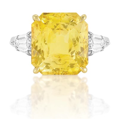 Lot 497 - Platinum, Yellow Sapphire and Diamond Ring