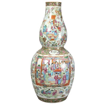 Lot 207 - Canton Rose Medallion Double Gourd Vase 19th...