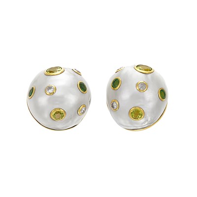 Lot 598 - Pair of Gold, Mabe Pearl, Diamond and Peridot Earclips, Trianon