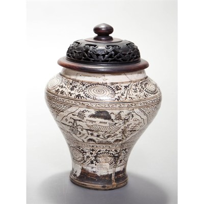 Lot 52 - Chinese Cizhou Jar Song/Yuan Dynasty Of...
