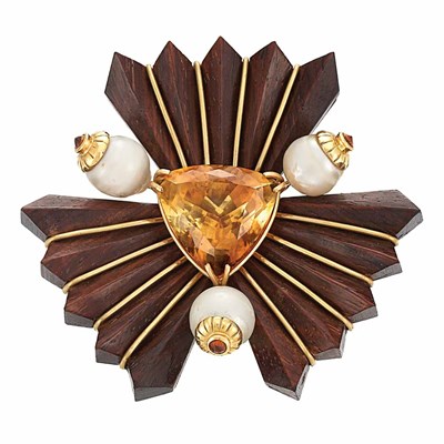 Lot 4 - Gold, Citrine, Carved Wood and Freshwater Pearl Clip-Brooch