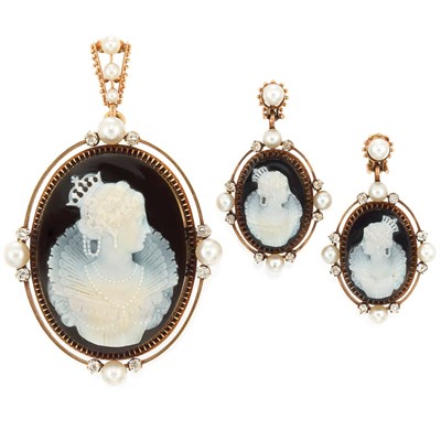 Lot 230 - Antique Gold, Hardstone Cameo and Pearl Pendant-Brooch and Pair of Pendant-Earclips