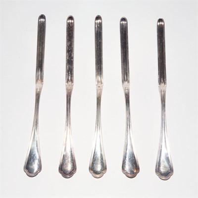 Lot 189 - Group of Seventeen Silver Plated Marrow Scoops