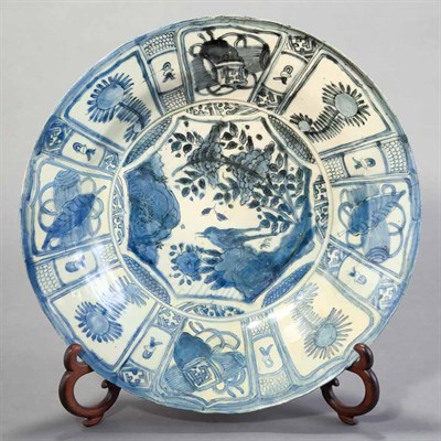 Lot 419 - Chinese Kraak Porcelain Dish Diameter 14 inches.
