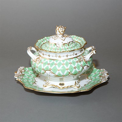Lot 355 - English Porcelain Sauce Tureen on Stand 19th...