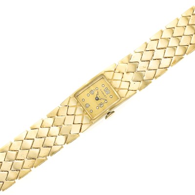 Lot 703 - Retro Gold Wristwatch