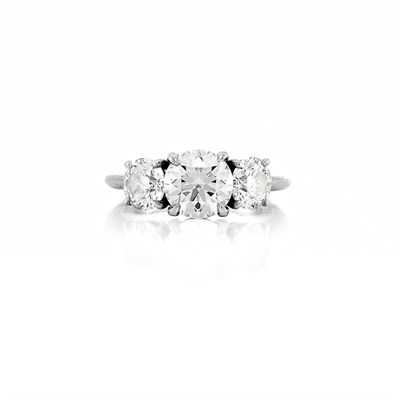 Lot 856 - Platinum and Diamond Three Stone Ring