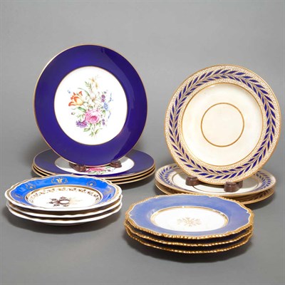 Lot 257 - Group of English and Continental Porcelain...