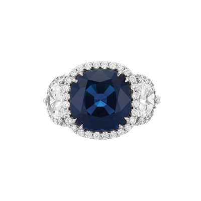 Lot 659 - Platinum, Sapphire and Diamond Ring