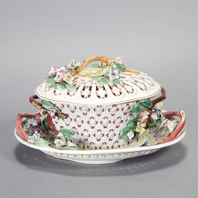 Lot 339A - Chelsea Style Samson Porcelain Tureen and...