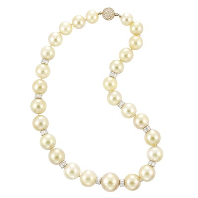 Lot 846 - South Sea Cultured Pearl, White Gold and Diamond  Necklace with Gold and Diamond Ball Clasp