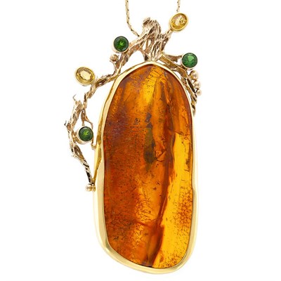 Lot 378 - Gold, Amber, Citrine and Green Garnet Pendant-Brooch