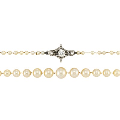Lot 405 - Natural Pearl Necklace with Palladium and Diamond Clasp