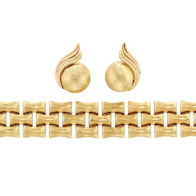 Lot 373 - Gold Bracelet and Pair of Earclips