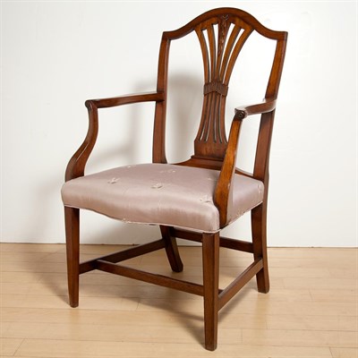 Lot 513 - George III Style Mahogany Armchair