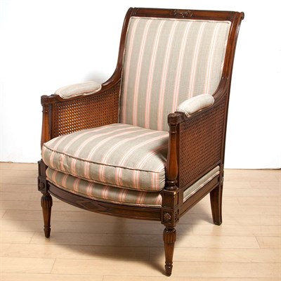 Lot 527 - Empire Style Mahogany Bergere