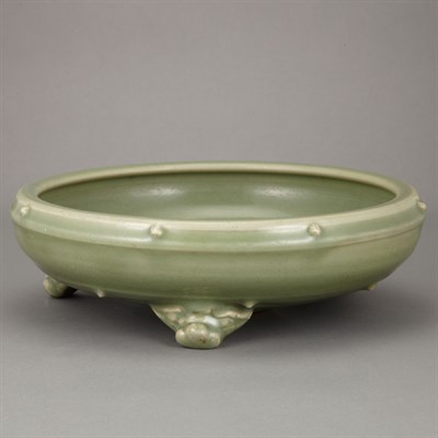 Lot 67 - Chinese Celadon Glazed Bulb Bowl Ming Dynasty...