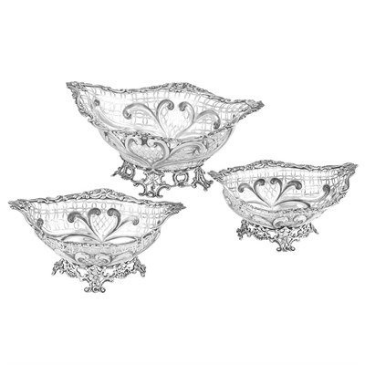 Lot 189 - Nest of Three English Silver Reticulated Bowls...