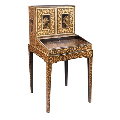 Lot 134 - Chinese Export Gilt Decorated Black Lacquered...