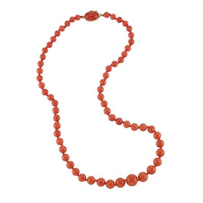 Lot 396 - Coral Bead Necklace with Gold and Coral Clasp
