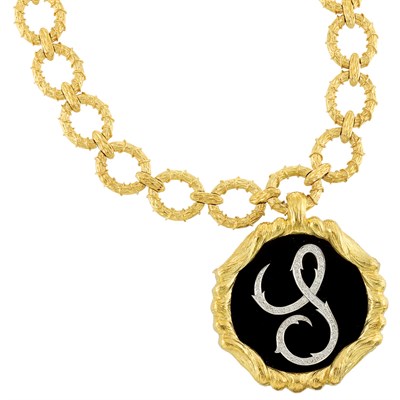 Lot 113 - Gold Link Necklace with Gold, Black Onyx and Diamond Pendant-Brooch