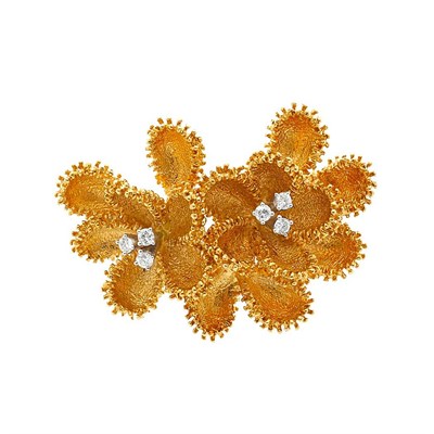 Lot 316 - Gold and Diamond Flower Brooch