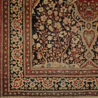 Lot 417 - Isfahan Prayer Rug Central Persia, circa 1925...