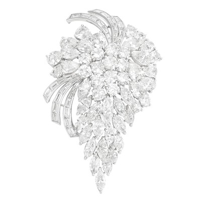 Lot 550 - Platinum and Diamond Cluster Brooch