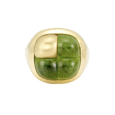 Lot 33 - Gold and Cabochon Peridot Ring, Pomellato