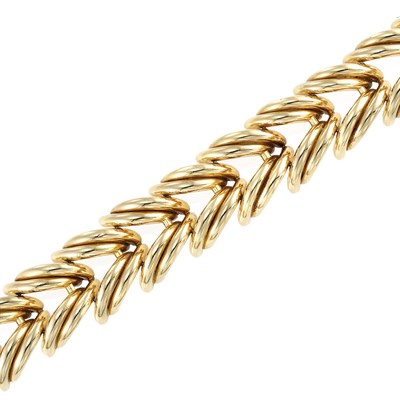 Lot 253 - Gold Bracelet