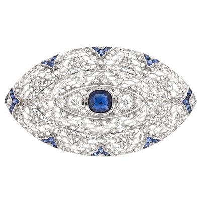 Lot 230 - Edwardian Platinum, Sapphire and Diamond Filigree Brooch