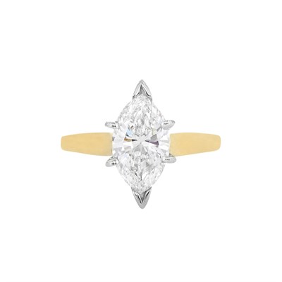 Lot 703 - Gold and Diamond Ring