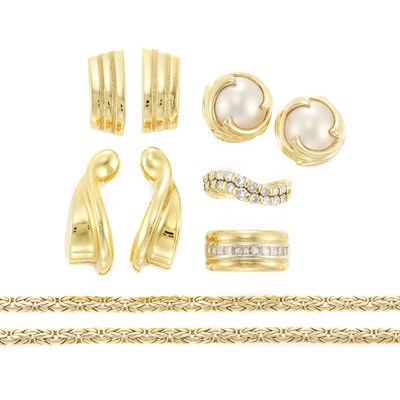 Lot 49 - Group of Gold, Diamond and Mabe Pearl Jewelry