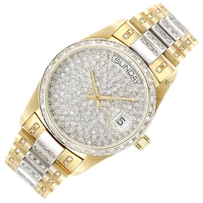 Lot 538 - Gentleman's Gold and Diamond Wristwatch